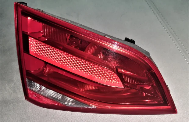 Oryginalna lampa - lewy tył Audi A4 B8 (Sedan) - Zdjęcie 2