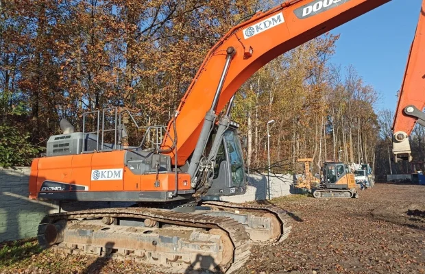 Koparko-ładowarka Doosan DX340LC-5 - Zdjęcie 4