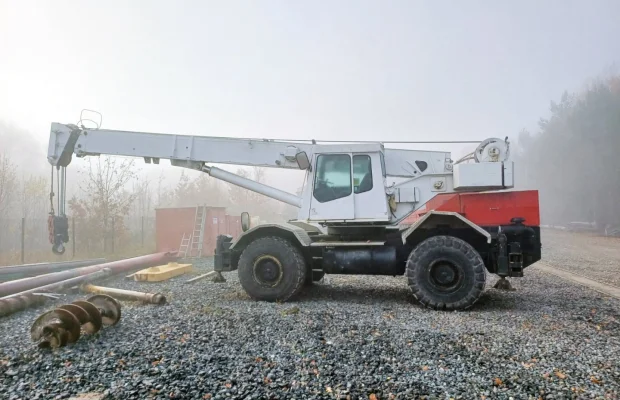 Używany Żuraw samojezdny Grove RT 640S - 33 ton - Zdjęcie 4