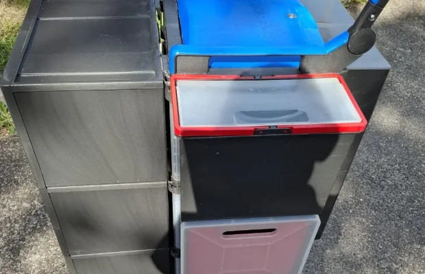 Polecam Uniwersalny Wózek Narzędziowy Lub Ekipy Sprzątającej - Zdjęcie 2