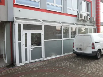 Sprzedam ścianki PCV z drzwiami i oknami