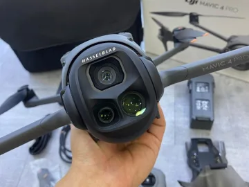 Zdjęcie: DJI Mini 5 Pro, DJI Mavic 4 Pro, DJI Mavic 3 Pro, DJI Air 3S